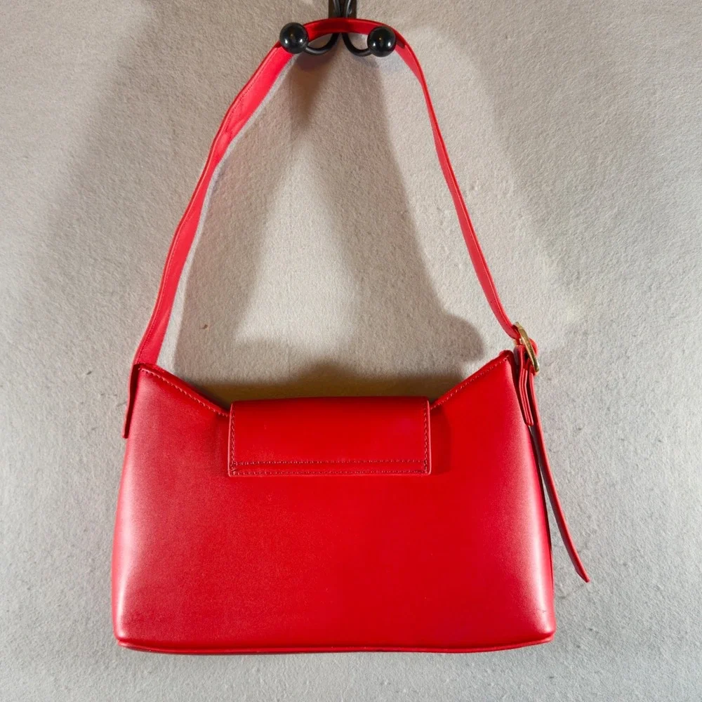 593 | NWOT Old Navy Red Womens Faux Leather Minimalist Shoulder Baguette Bag Red